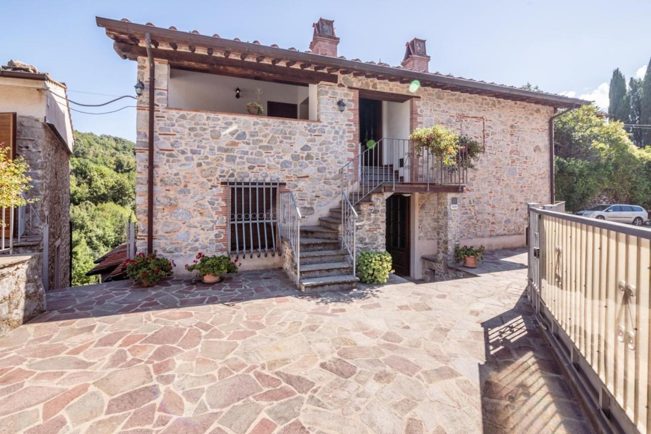 Al Giardino Degli Ulivi Guest House Santa Maria Albiano Exterior photo